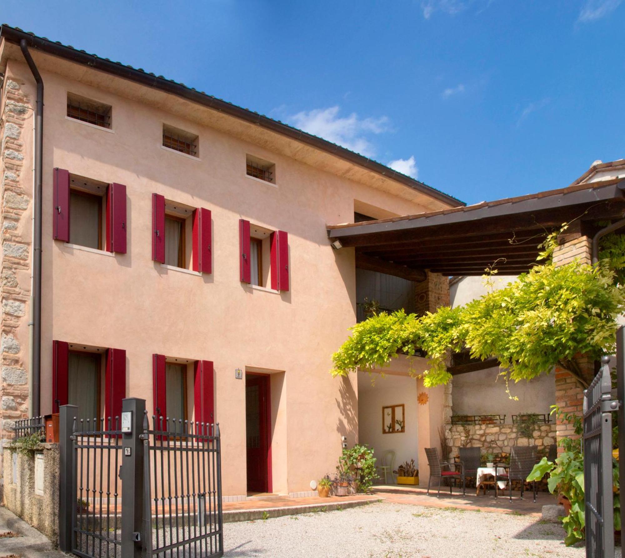 Il Portico Verde Crespano del Grappa Exterior foto